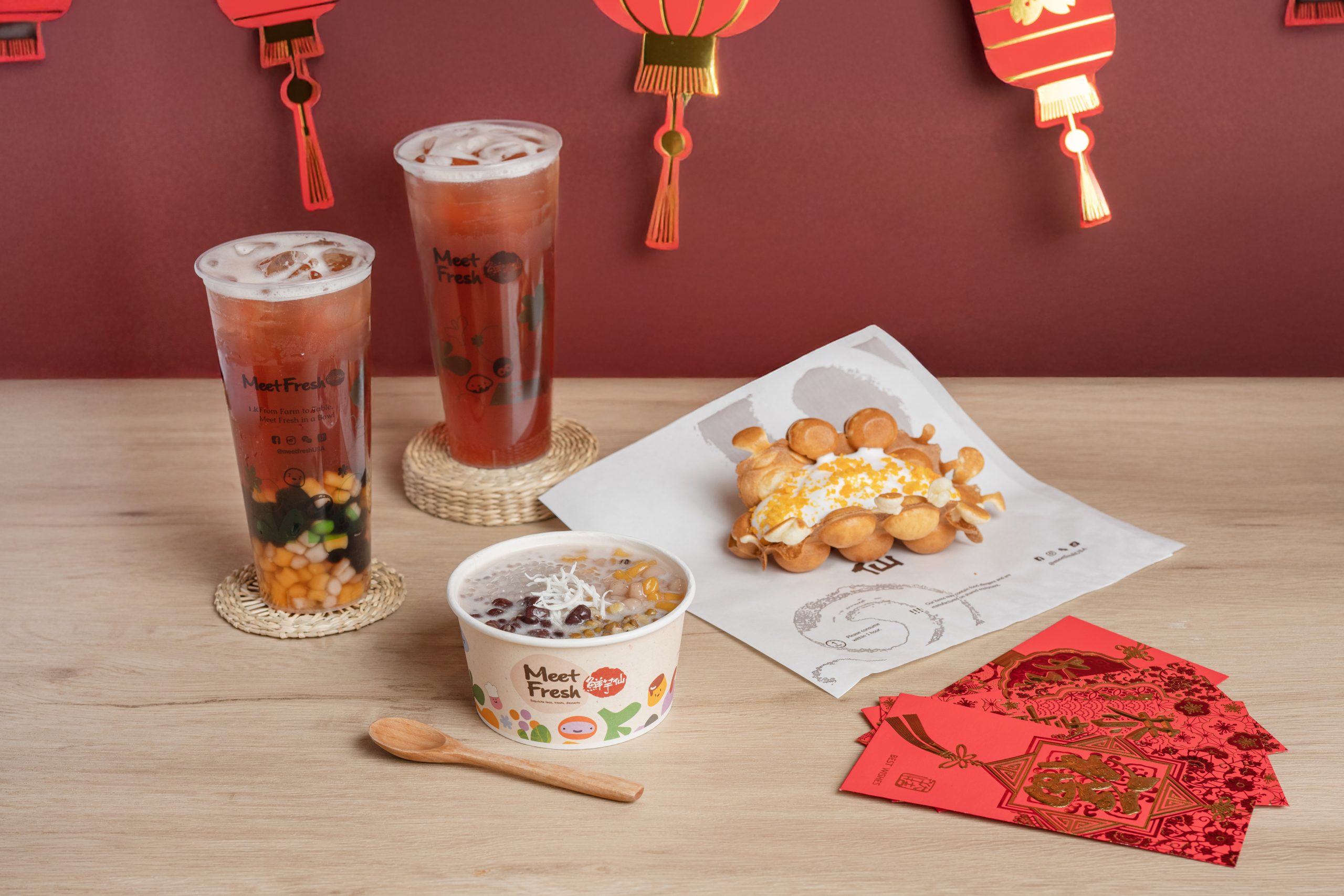 Hibiscus Agave Green Tea with Boba & Mini Q, Hibiscus Agave Green Tea, Coconut Pandan Soup, Salted Egg with Meringue Egg Waffle